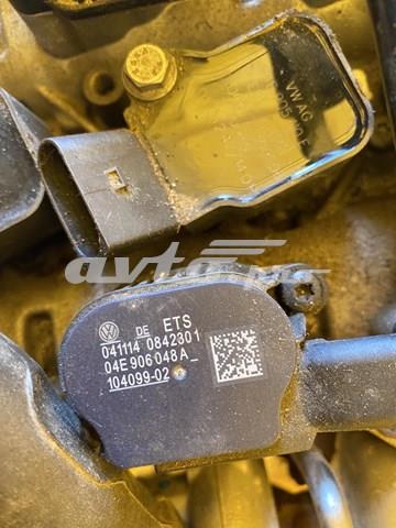 Клапан електромагнітний положення (фаз) розподільного валу 04E906048A VAG