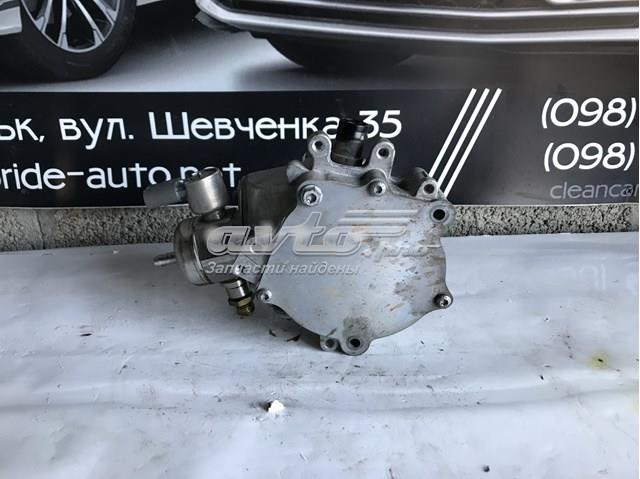 Насос вакуумний 06K145100J VAG