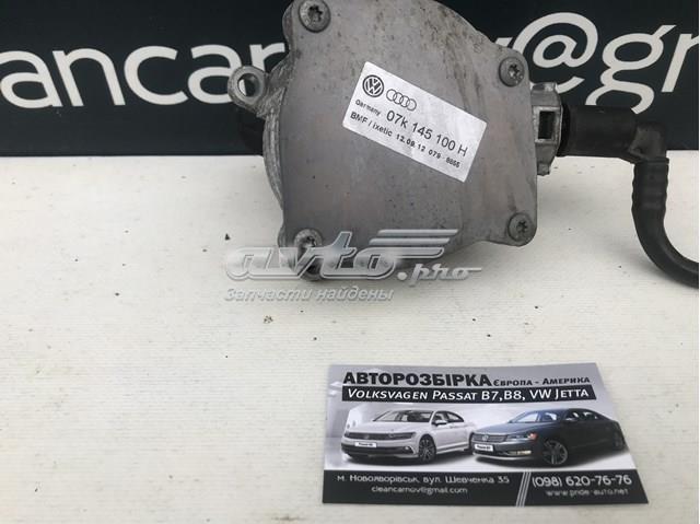 Насос вакуумний 07K145100H VAG