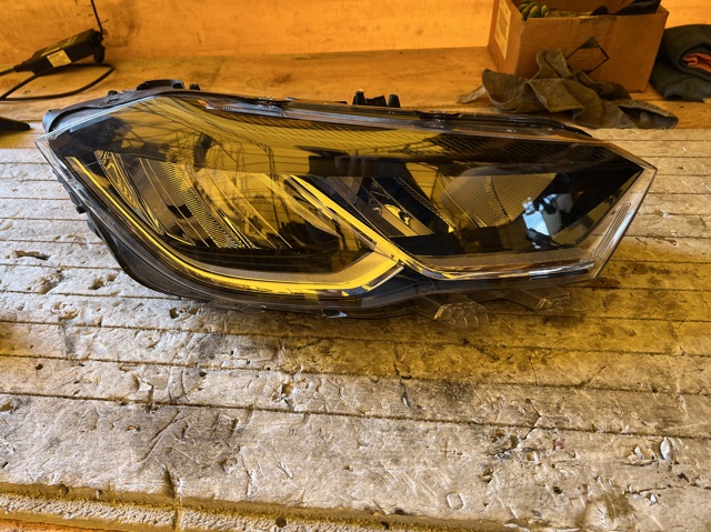 Фара передня права 2G1941006D VAG
