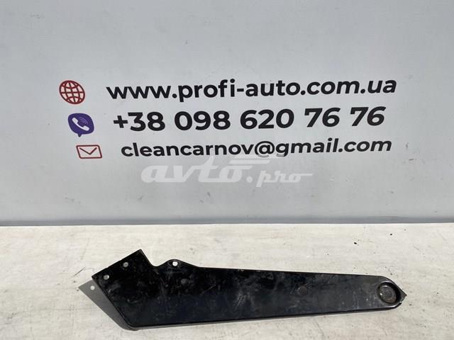 Кронштейн супорта радіатора нижнього 3G0806929 VAG