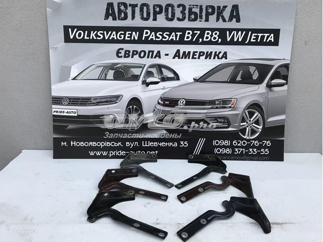 Петля капота, права 561823302A VAG