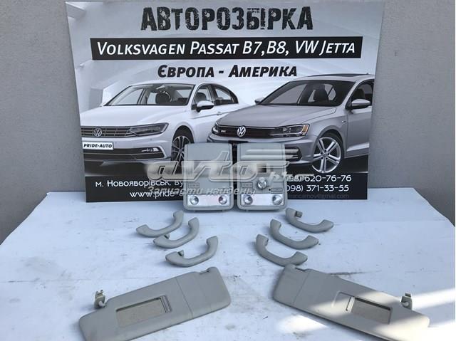 Козирок 561857552 VAG