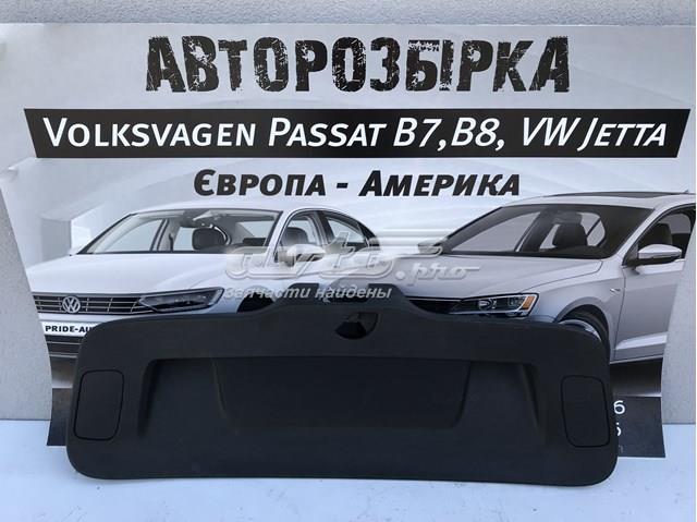 Обшивка кришки багажника 561867605D VAG
