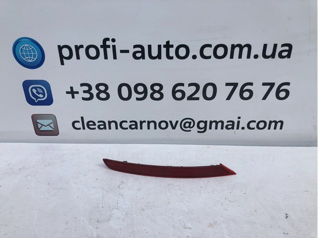Лівий катафот заднього бампера 561945105B VAG