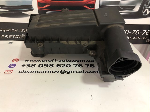 Корпус повітряного фільтра 5C0129607J VAG