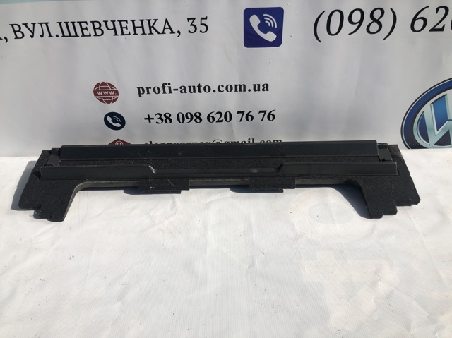 Полку салону, задня 5NN868077B VAG