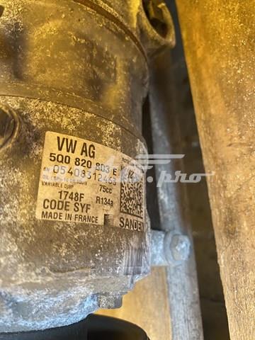 Компресор системи кондиціювання 5Q0820803E VAG