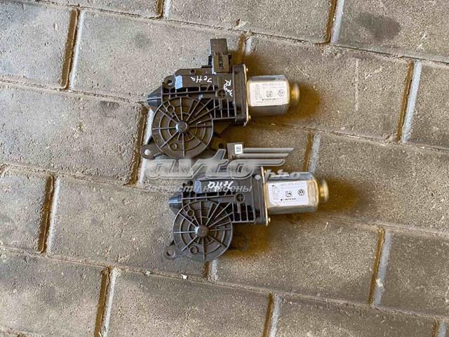 Мотор склопідйомника дверей передніх, правих 6R0959812T VAG