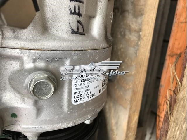 Компресор кондиціонера 7N0816803E VAG