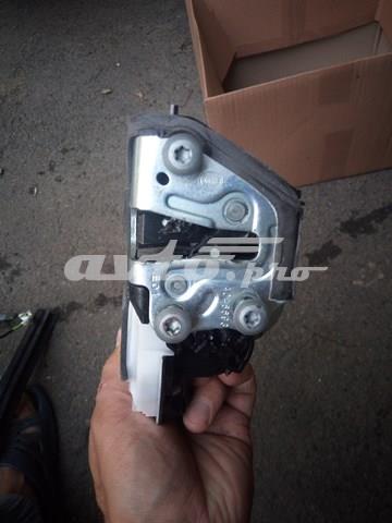 Замок передніх пасажирських дверей A046693 TOYOTA