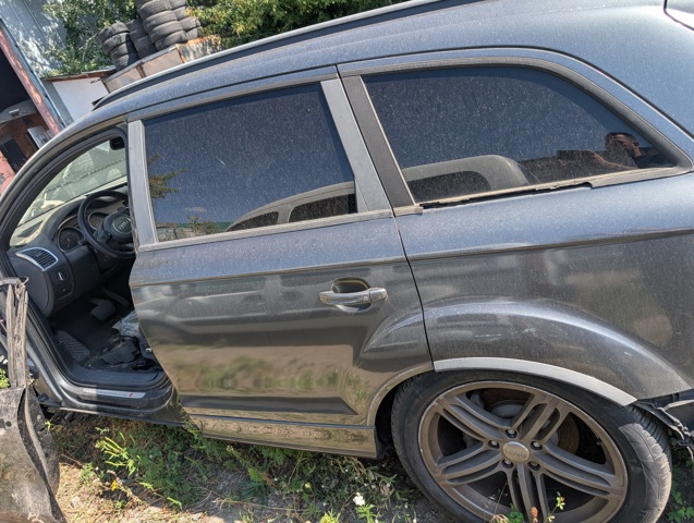 Двері задні, ліві 4L0833051 VAG