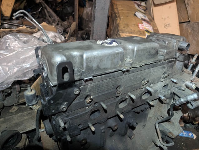 Головка циліндрів R9128018 OPEL