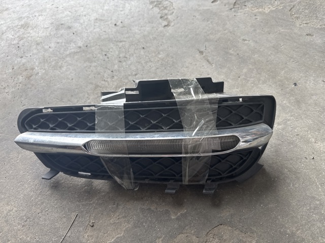 Ходові вогні, праві A2049069000 MERCEDES