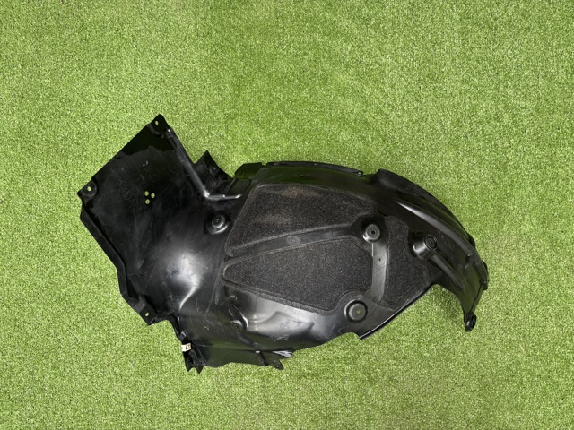 Підкрилок переднього крила, лівий задній 51719448745 BMW