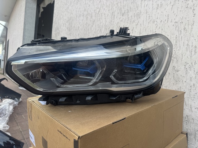 Блок фара ліва 63117933339 BMW