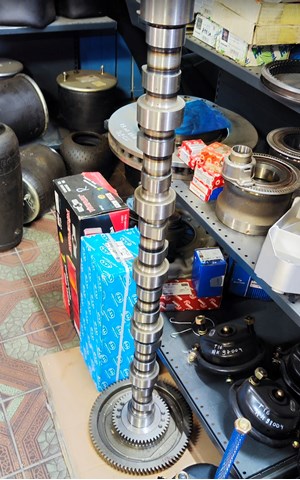 Вал розподільчий 313204 DIESEL TECHNIC