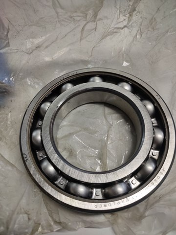 Підшипник КПП VKT8806 SKF