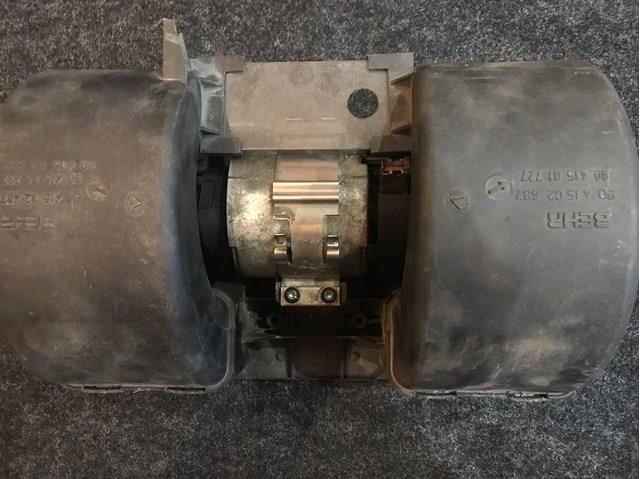 Моторчик пічки 0130111042 BOSCH