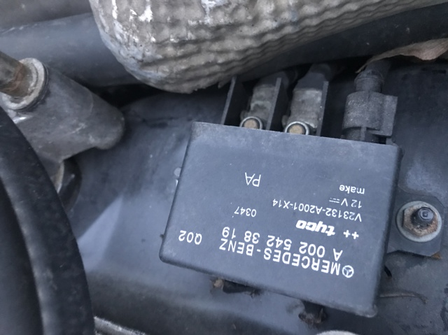Реле високого струму A0025423819 MERCEDES