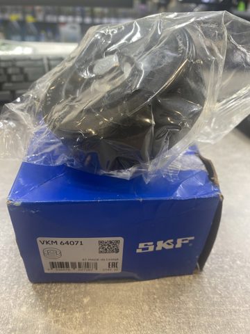 Паразитний провідний ролик VKM64071 SKF