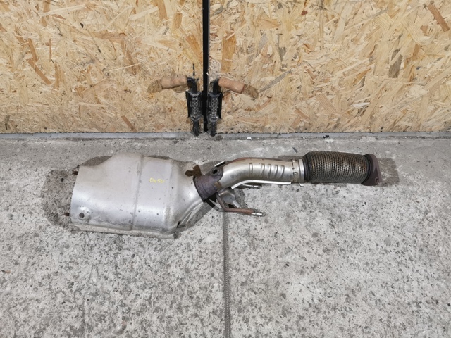 Штани глушника передні 200A05NA4B NISSAN