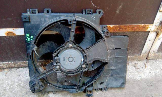 Вентилятор радіатора 21481AX610 NISSAN