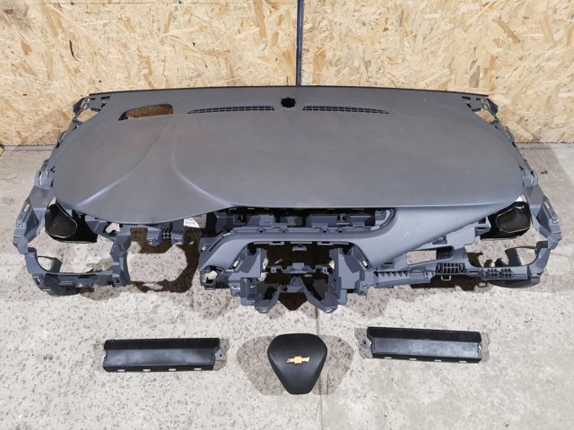 Подушка безпеки (AIRBAG) пасажирська, захисту колін 42457827 GM