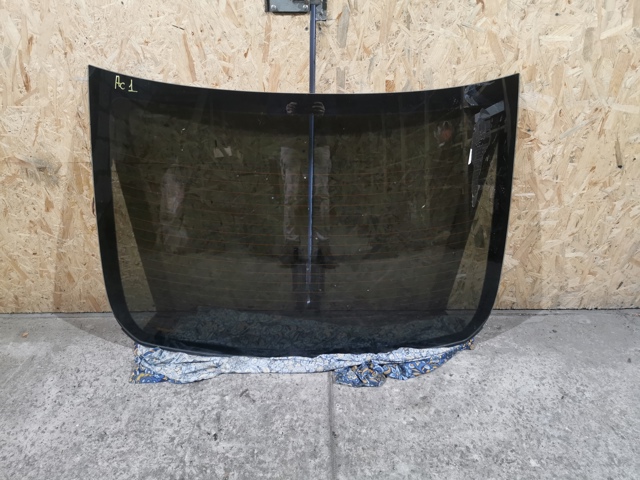 Скло автомобільне заднє 73211TVAA01 HONDA