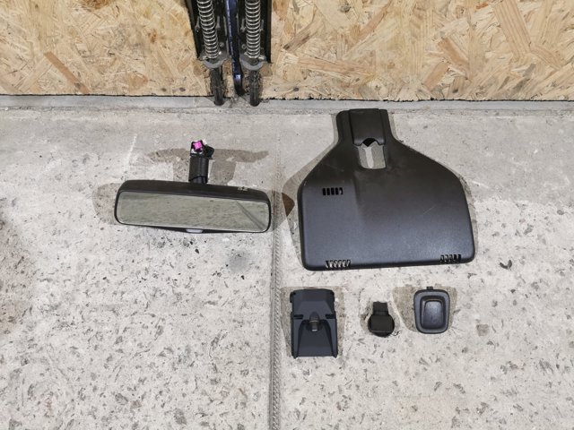 Дзеркало заднього виду в салоні 84127821 GM