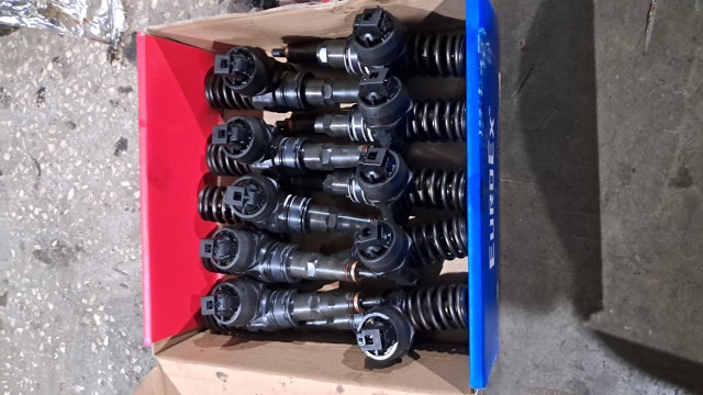 Форсунка дизельна в зборі, розпилювач + тримач 07Z130073F VAG