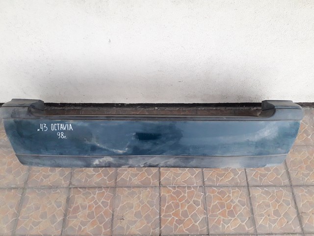 Бампер задній 1U9807421 VAG