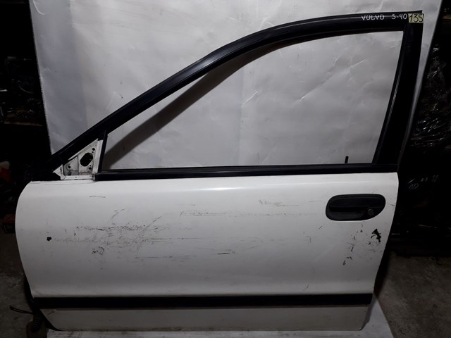 Двері передні, ліві 30632666 VOLVO