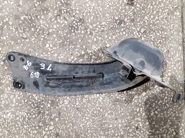 Важіль/тяга задньої підвіски подовжній нижній, лівий 3C0505223B VAG