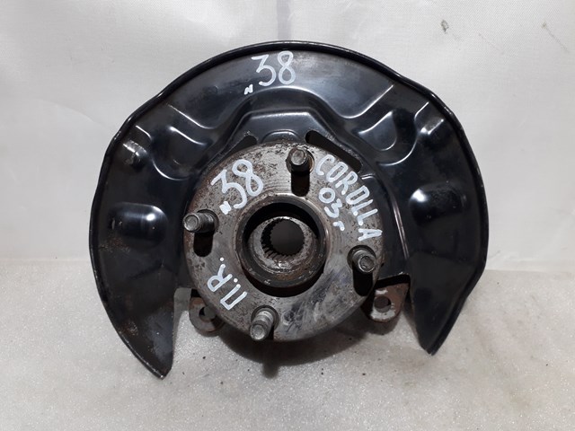 Цапфа передні праві 4321119015 TOYOTA