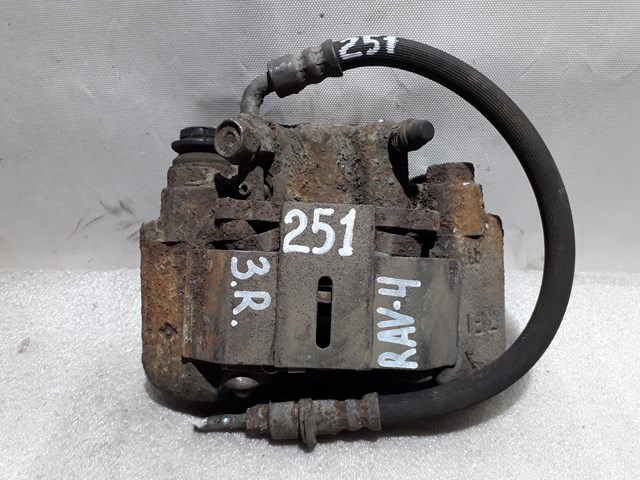 Супорт гальмівний задній правий 4773042050 TOYOTA