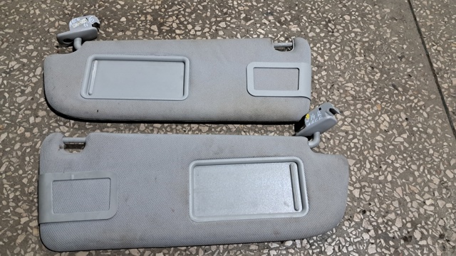 Козирок сонцезахисний автомобіля 4F0857552P VAG
