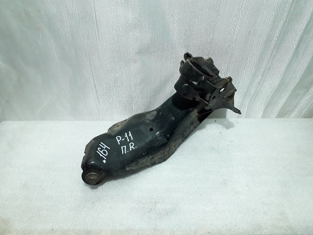 Важіль поворотного кулака 545927J126 NISSAN