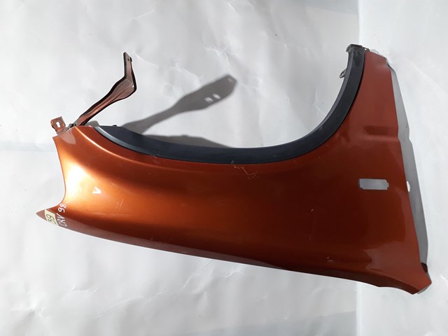 Переднє праве крило 60211S10G00ZZ HONDA
