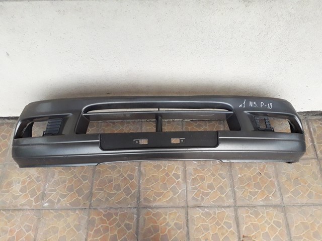 Бампер на авто 6202260J00 NISSAN