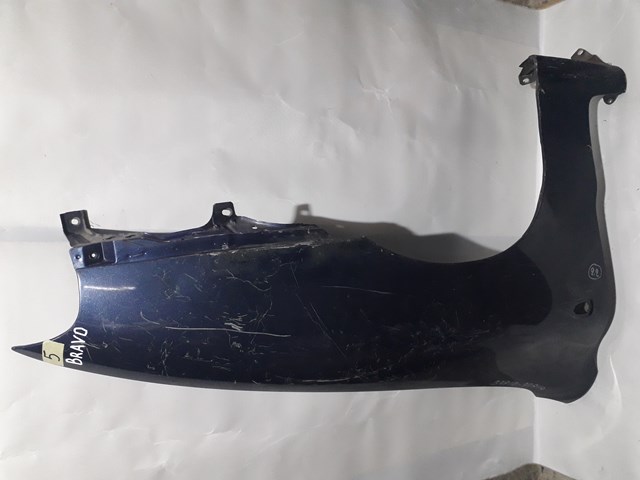 Переднє праве крило 7769003 FIAT