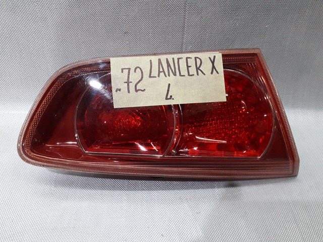 Задня ліва внутрішня фара 8337A063 MITSUBISHI