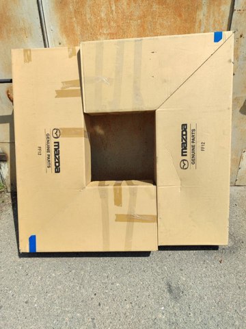 Переднє ліве крило KB7W52211 MAZDA