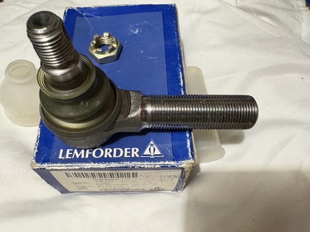 Наконечник рульової тяги, зовнішній 1144601 LEMFORDER