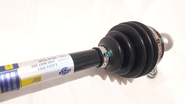 Піввісь передня, права 31608657292 MARKET (OEM)
