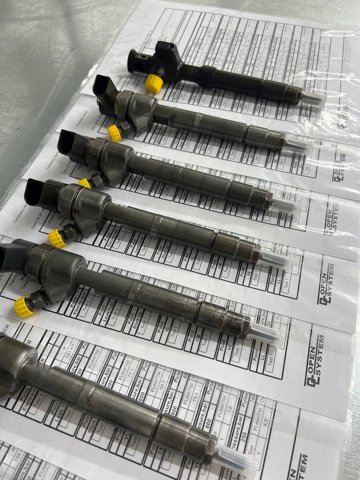 Форсунка інжектора 0445120074 BOSCH