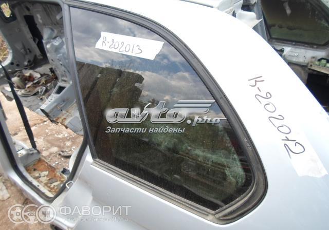 Скло кузова/багажного відсіку, ліве 51368249935 BMW