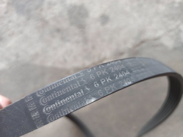 Привід допоміжних агрегатів 6PK2404 CONTINENTAL