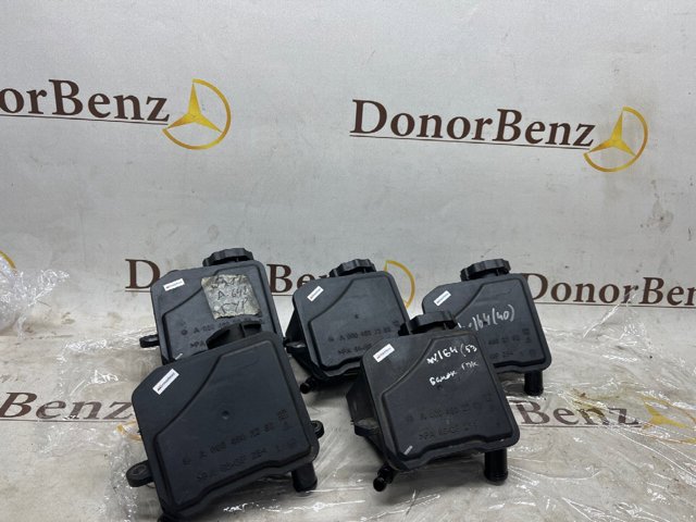 Бак масляний A0004602283 MERCEDES