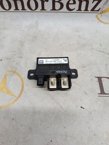 Реле контролю заряду АКБ A0009822023 MERCEDES
